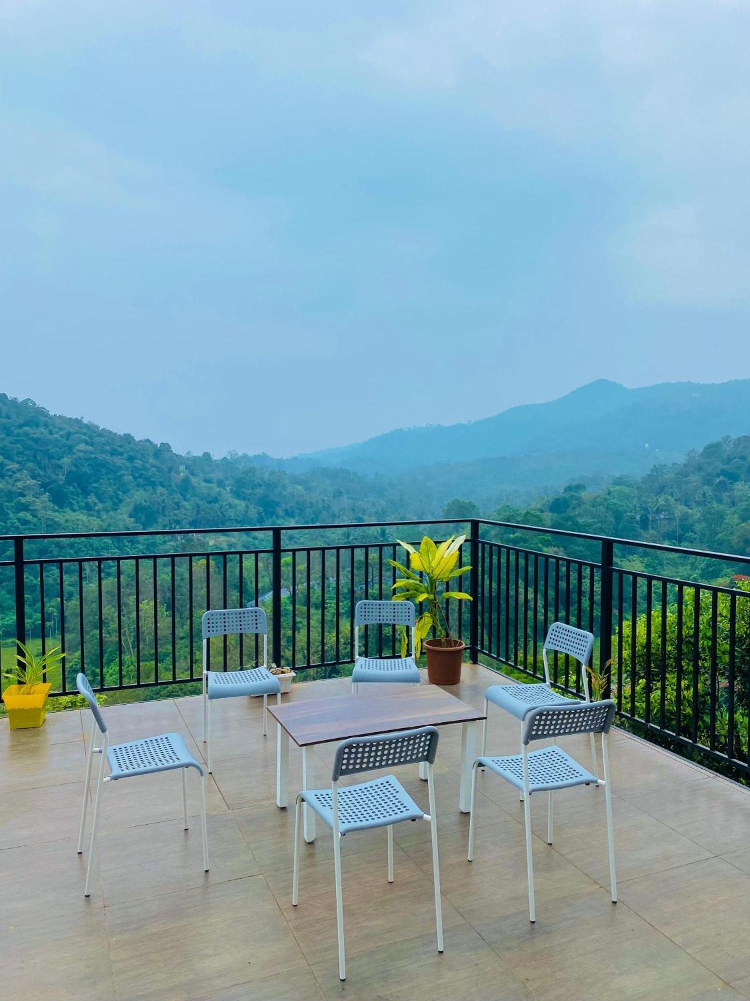 Misty Hideout Bed & Breakfast Kakkadampoyil Exterior foto