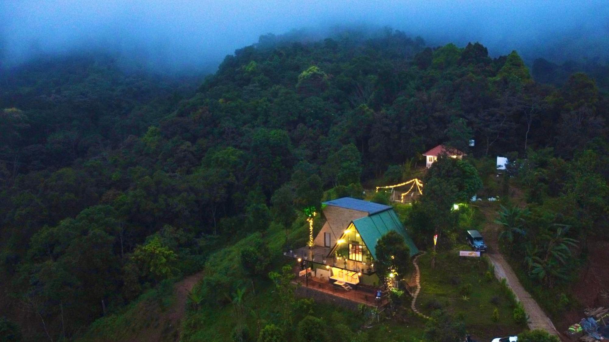 Misty Hideout Bed & Breakfast Kakkadampoyil Exterior foto